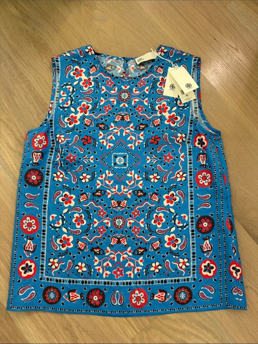 NWT Tory Burch Silk Sleeveless Shell Top Azure Pisces Dream Blue Bandana Logo 8